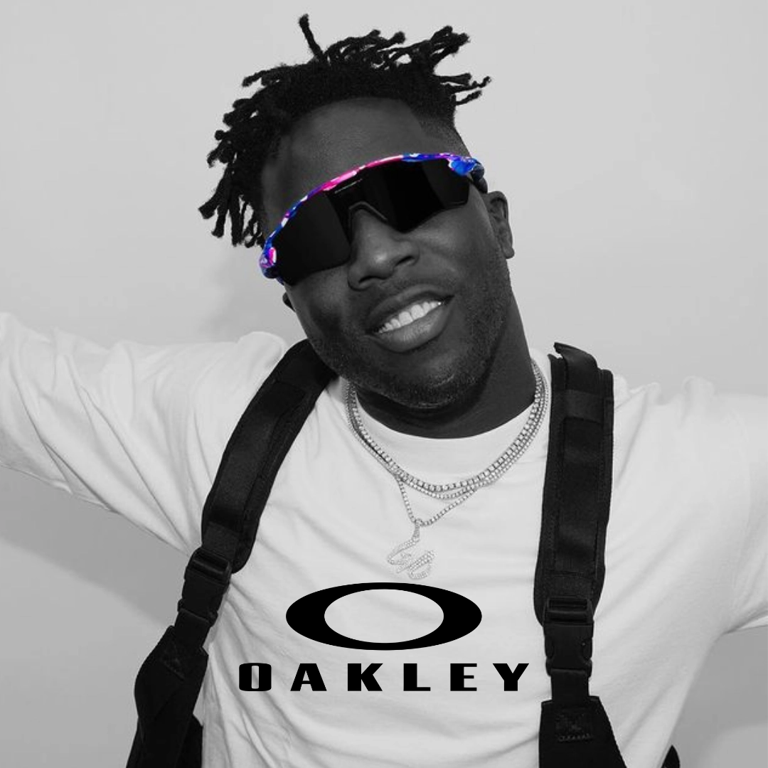 oakley-eyewear-brand